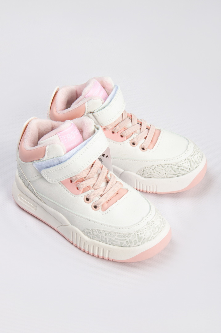 Кросівки для дівчинки